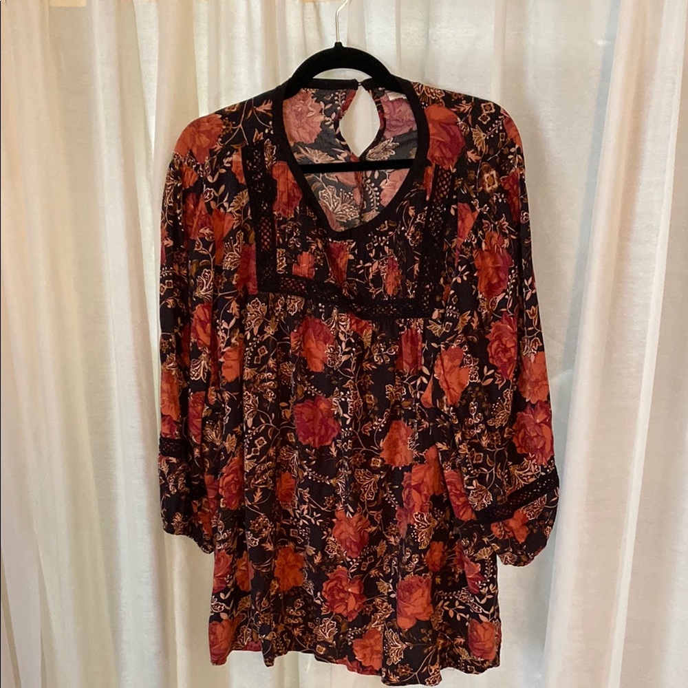 Maurices Red and Black Asymmetrical Blouse 3/4 Sleeve